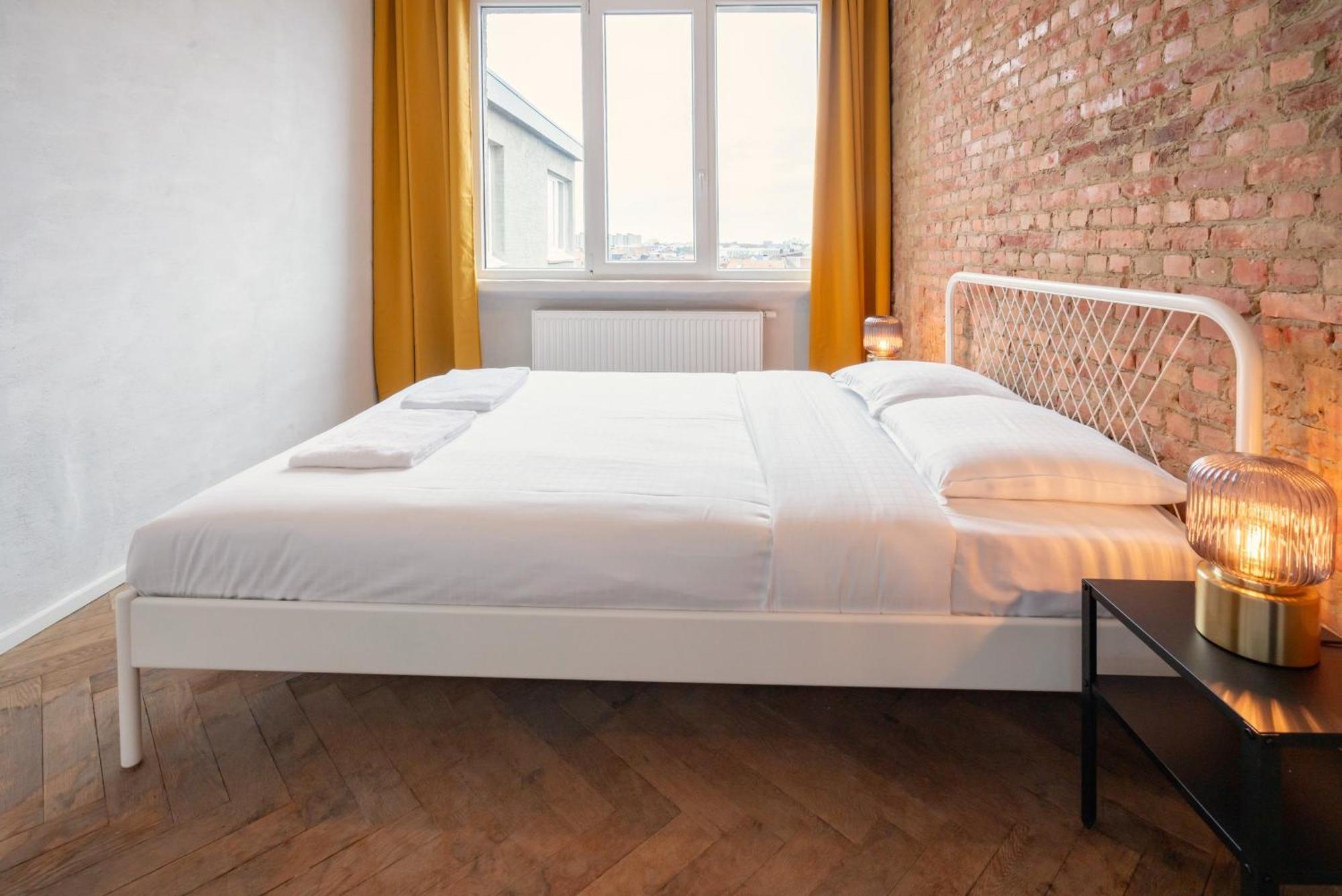 Charming And Spacious Apartments In The Heart Of 안트베르펜 외부 사진