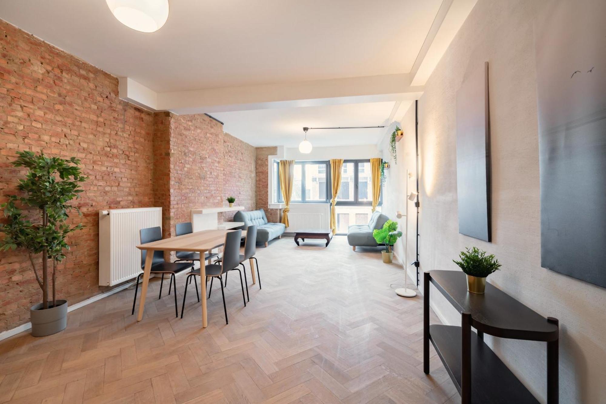 Charming And Spacious Apartments In The Heart Of 안트베르펜 외부 사진