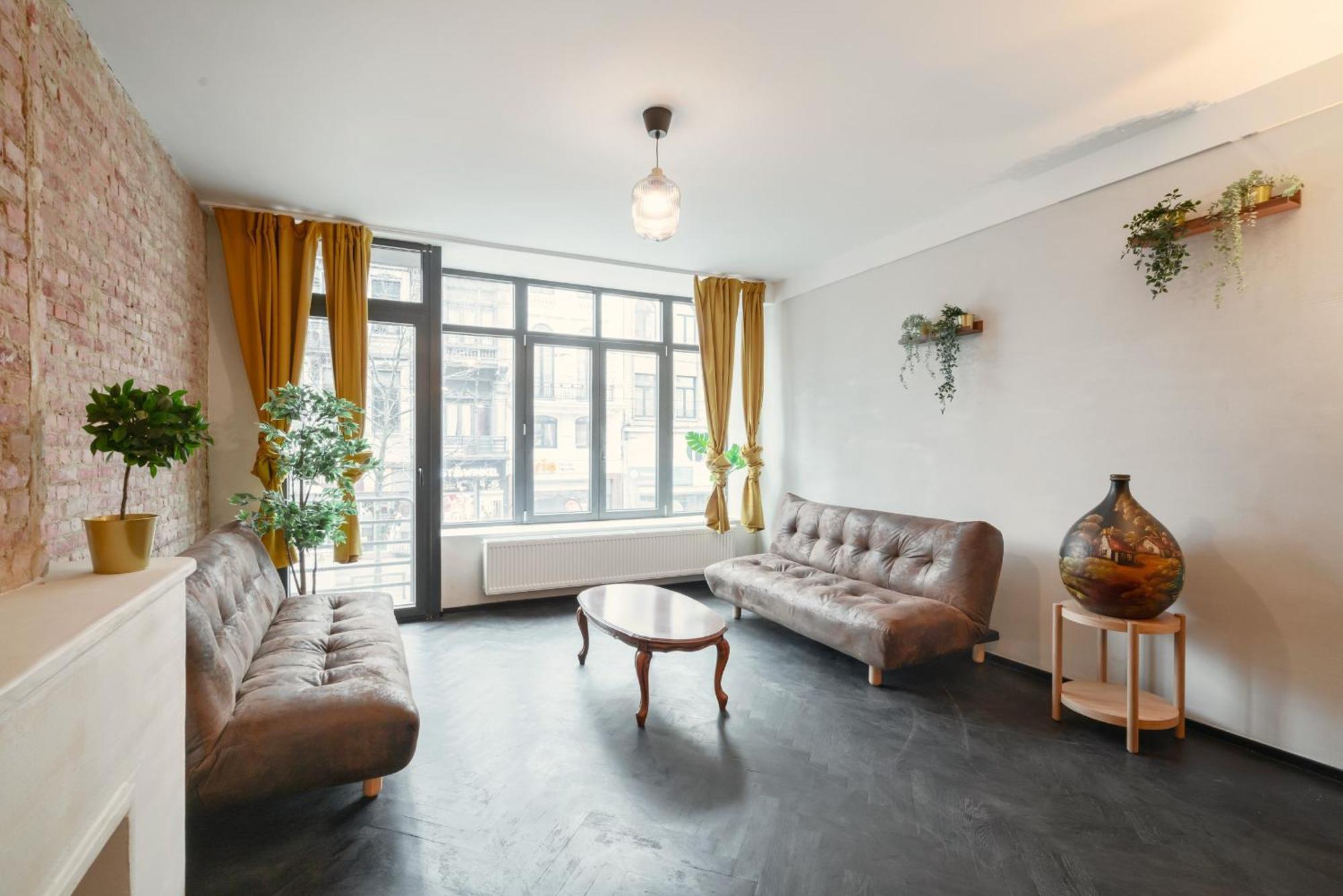 Charming And Spacious Apartments In The Heart Of 안트베르펜 외부 사진