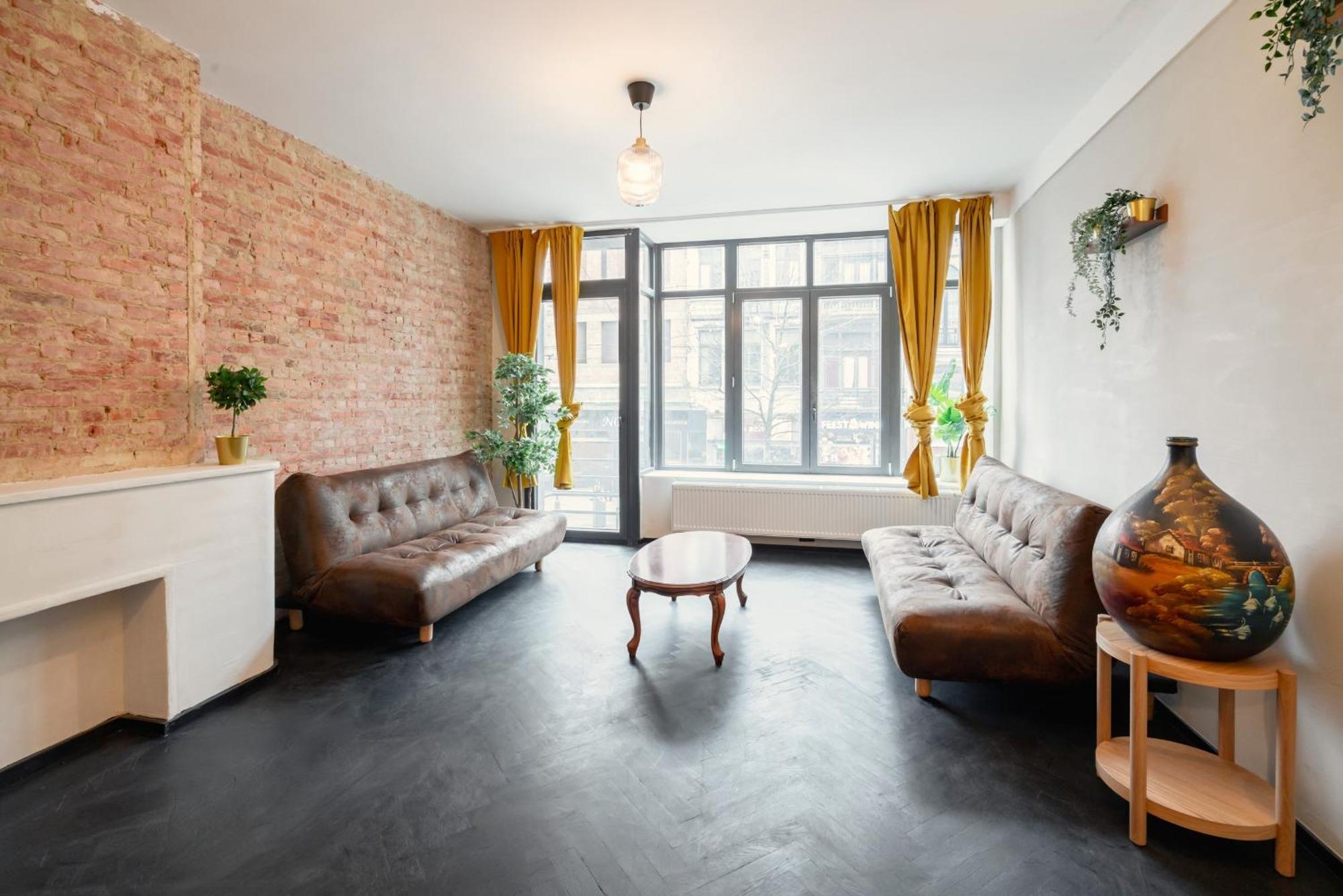 Charming And Spacious Apartments In The Heart Of 안트베르펜 외부 사진