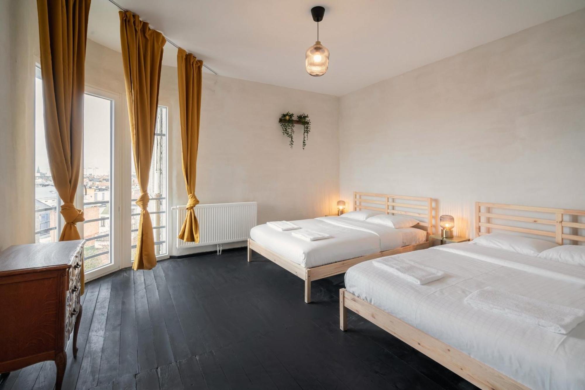 Charming And Spacious Apartments In The Heart Of 안트베르펜 외부 사진